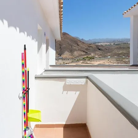 Home2book Vistahermosa Cristianos,pool & Padel